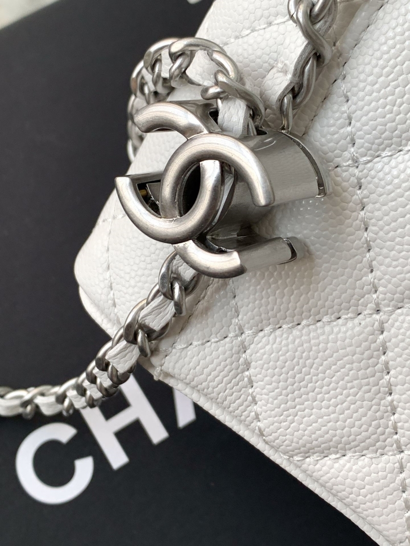 Ch**el cosmetic bags